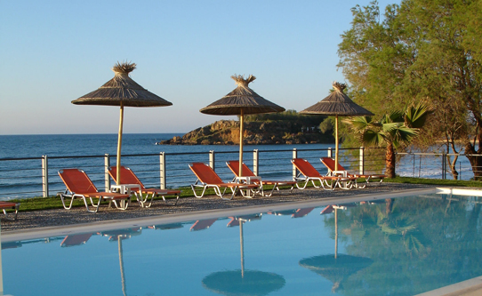 ammos-hotel-pool