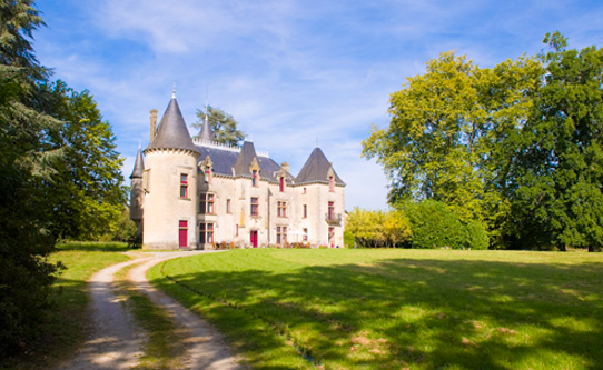 chateau-ribagnac-exterior