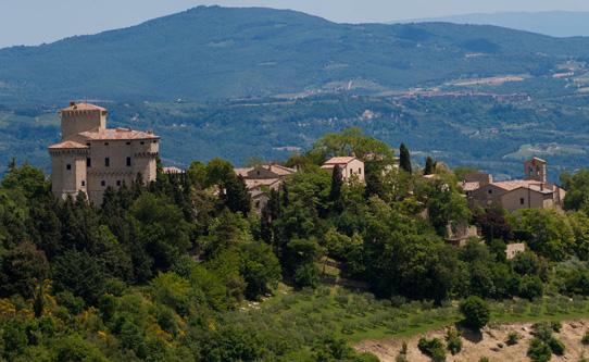 fighine-hamlet-exterior