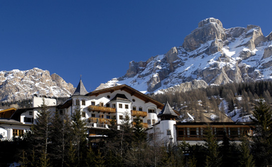 hotel-rosa-alpina-exterior