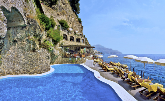 hotel-santa-caterina-pool-and-view