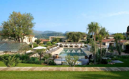 le-mas-de-pierre-pool