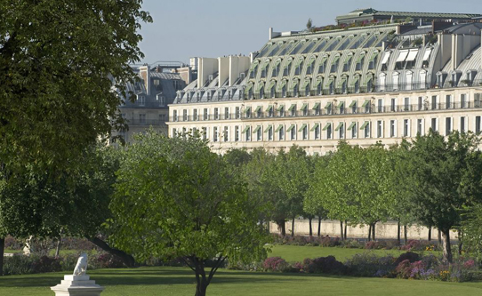 le-meurice-exterior