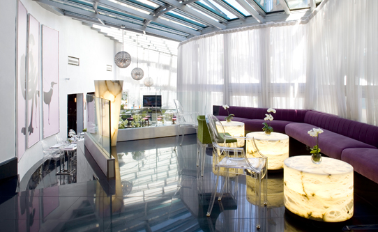 les-jardins-du-marais-lobby-lounge
