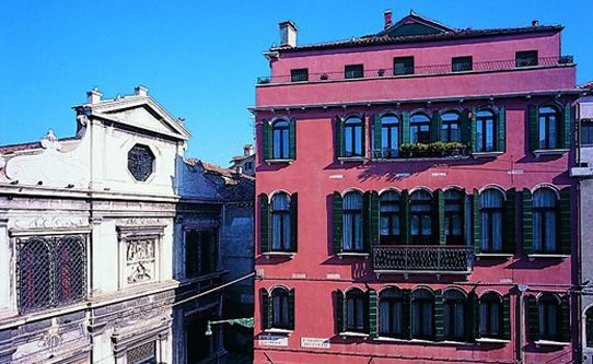palazzo-schiavoni-exterior