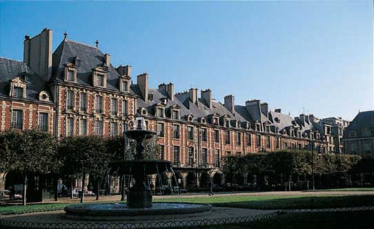 pavillon-de-la-reine-place-des-vosges