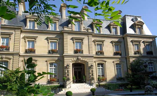 saint-james-paris-exterior