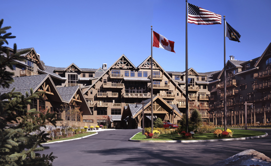 stowe-mountain-lodge-exterior