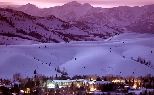 sun-valley-resort-exterior