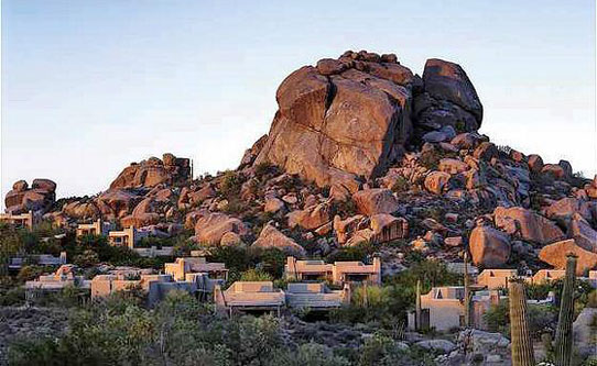 the-boulders-resort-exterior