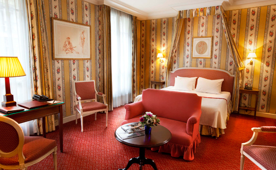 victoria-palace-hotel-guest-room